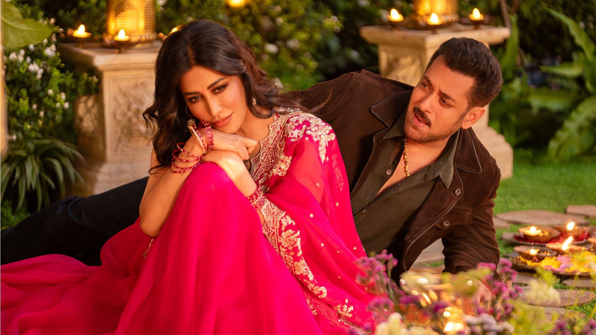 'Chand Dekh Lena’ Song Teaser Offers a Glimpse of Love, Waiting and Sacrifice in Salman Khan Films’ Maatrubhumi: May War Rest in Peace